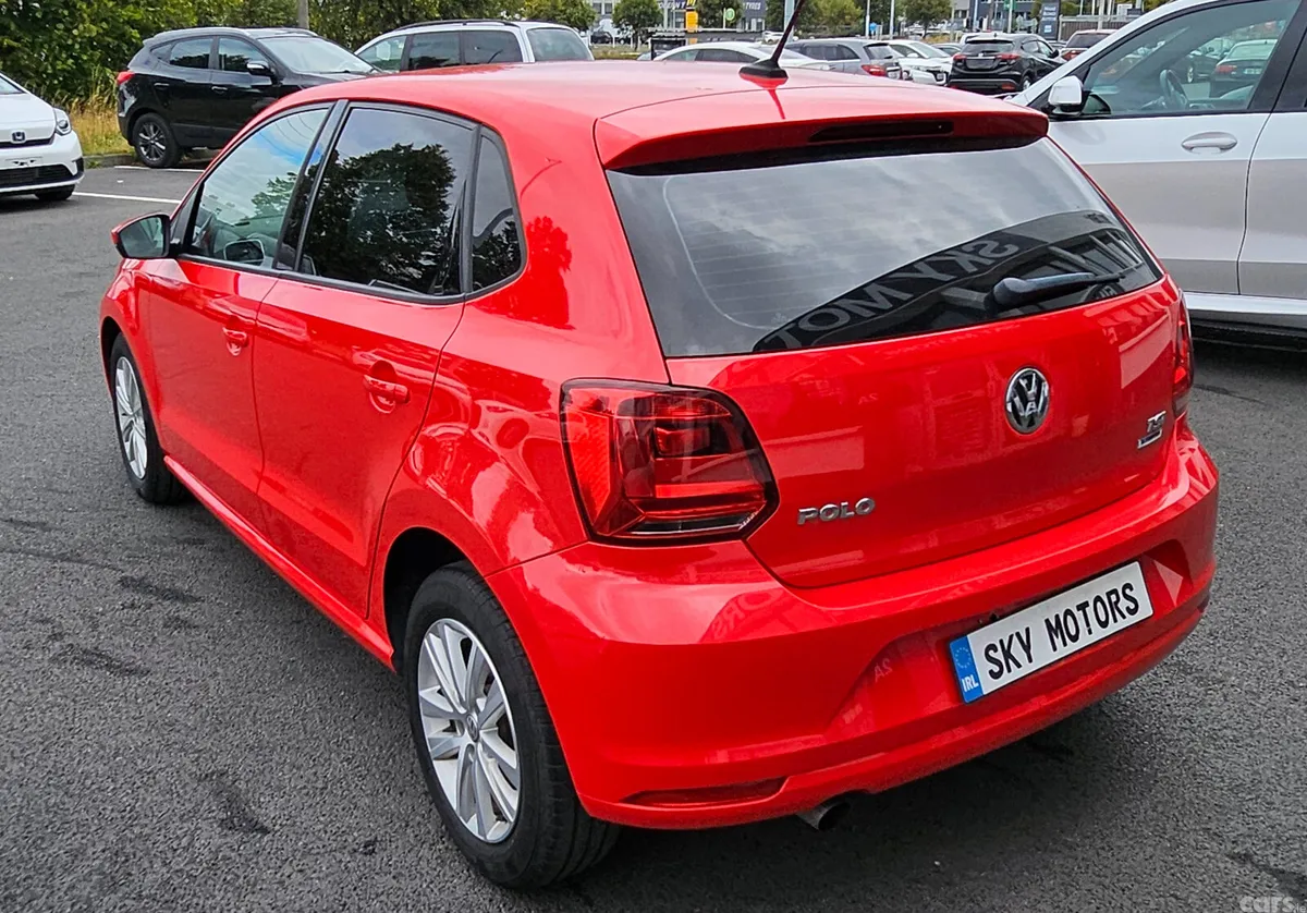 Volkswagen Polo Hatchback, Petrol, 2017, Red