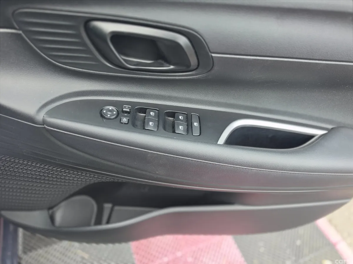 Hyundai i20 Hatchback, Petrol, 2025, Grey