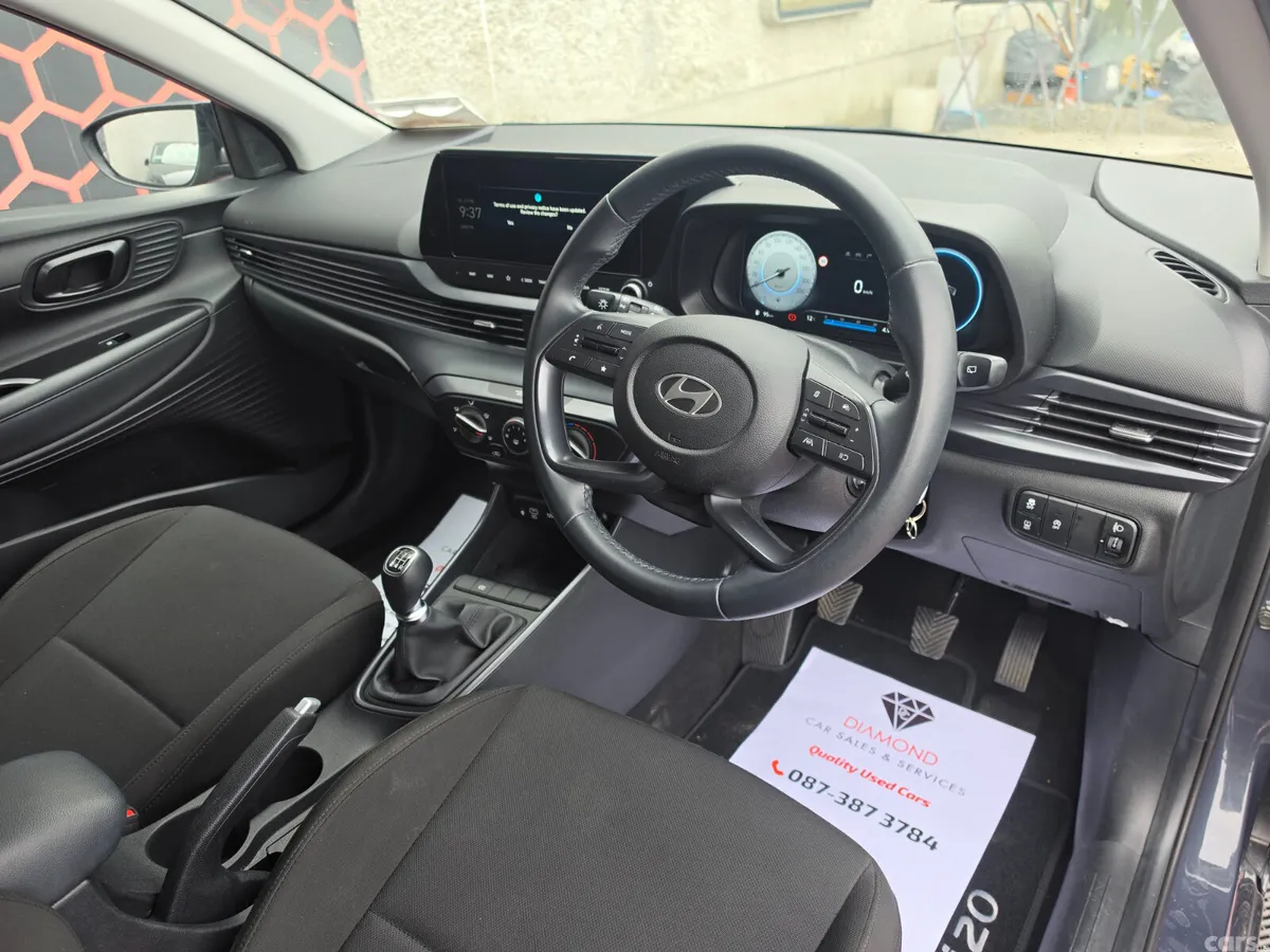 Hyundai i20 Hatchback, Petrol, 2025, Grey