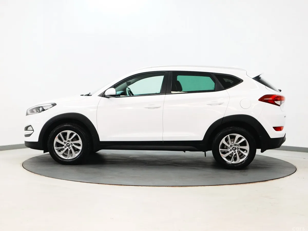 Hyundai Tucson SUV, Diesel, 2016, White