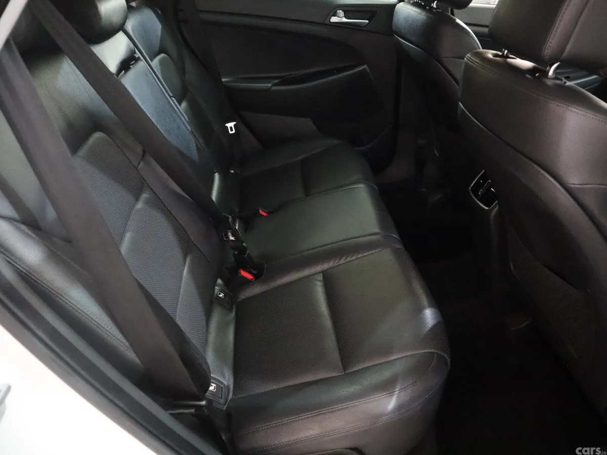 Hyundai Tucson SUV, Diesel, 2016, White