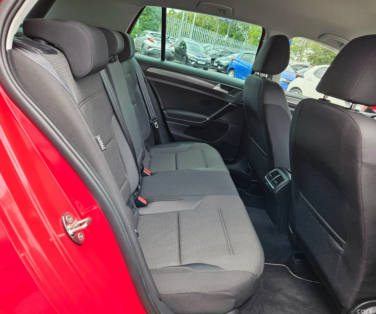 Volkswagen Golf Hatchback, Petrol, 2019, Red