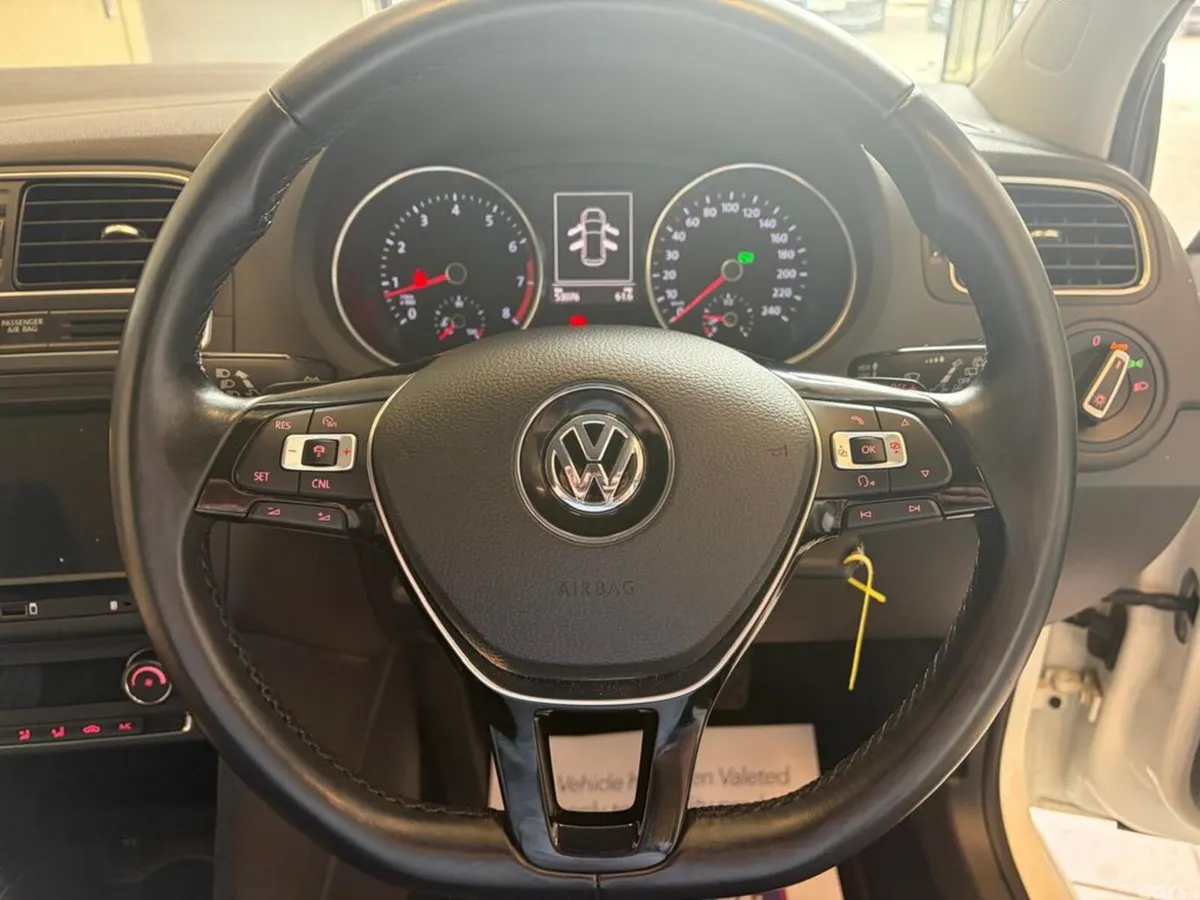 Volkswagen Polo Hatchback, Petrol, 2016, White