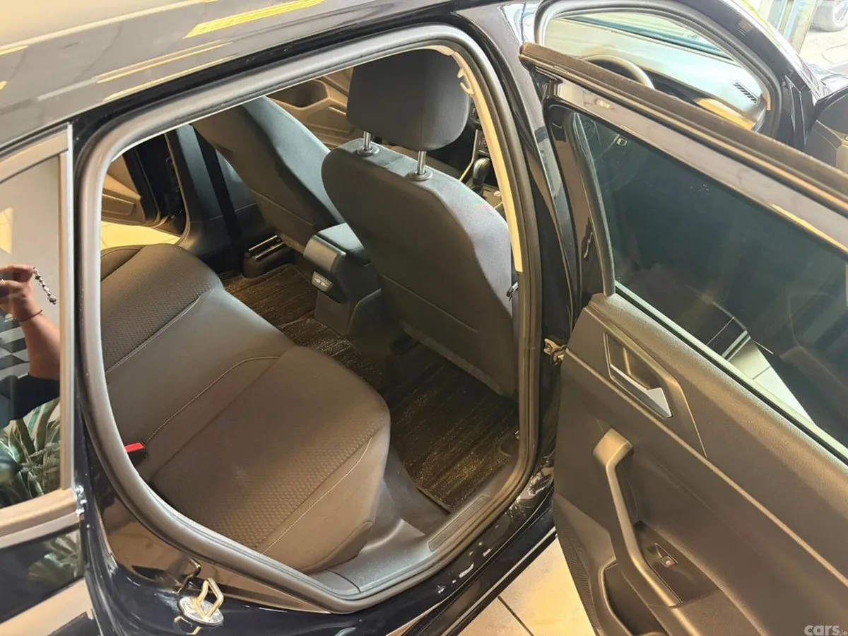 Volkswagen Polo Hatchback, Petrol, 2021, Black