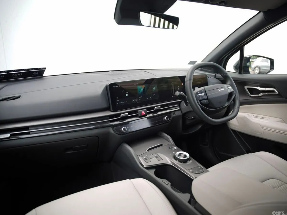 Kia Sportage SUV, Petrol Hybrid, 2027, Black