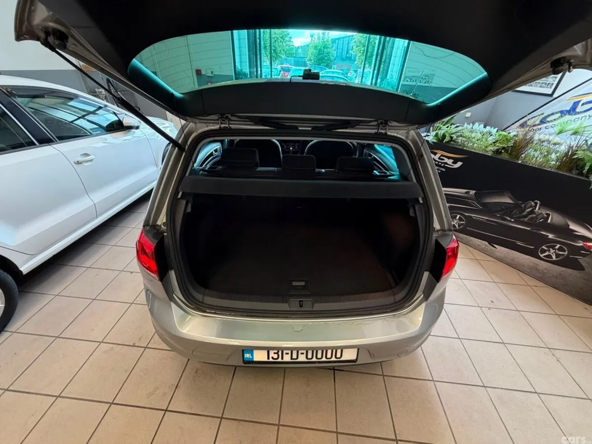Volkswagen Golf Hatchback, Petrol, 2013, Grey