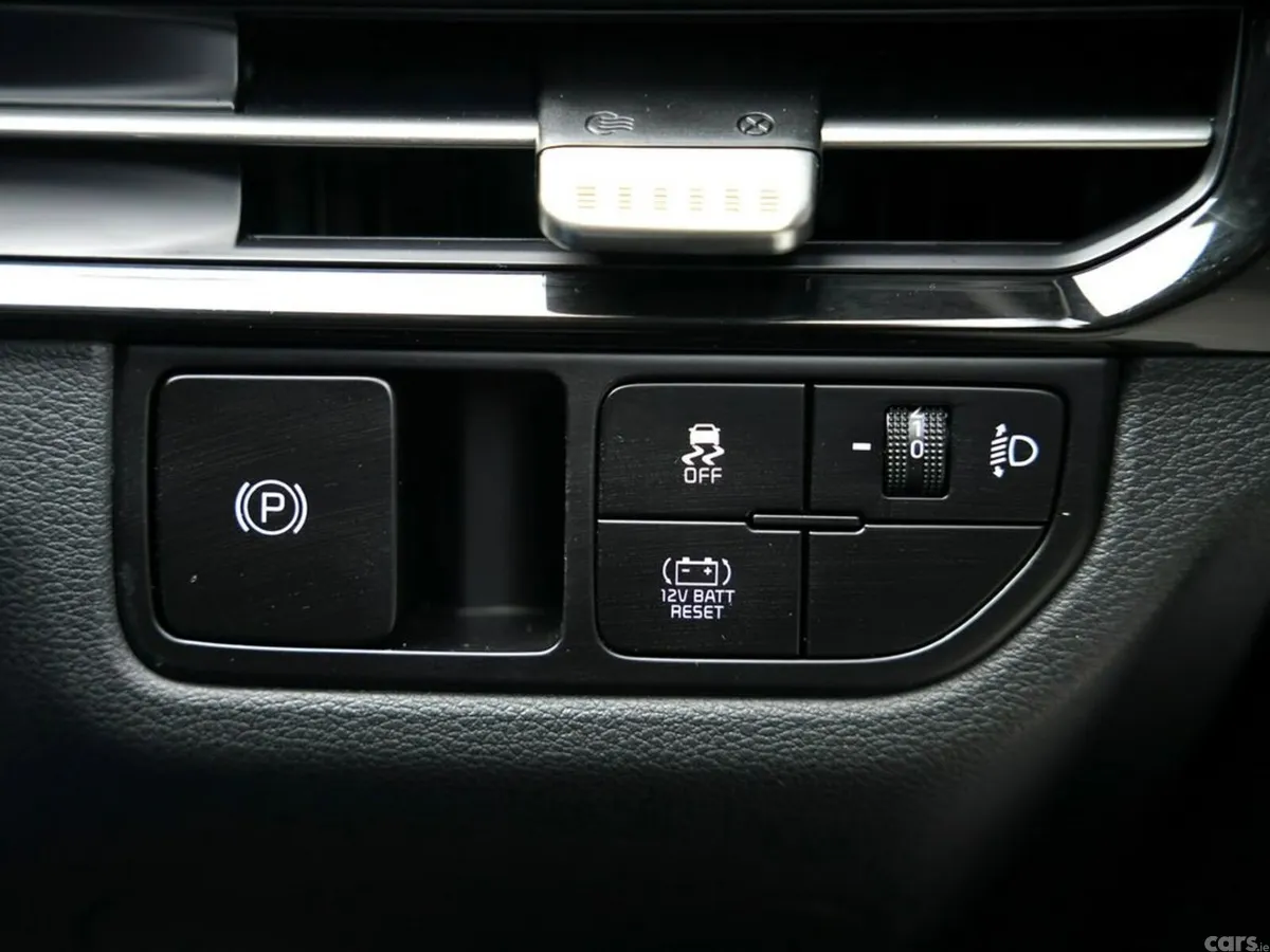Kia Sportage SUV, Petrol Hybrid, 2027, Black