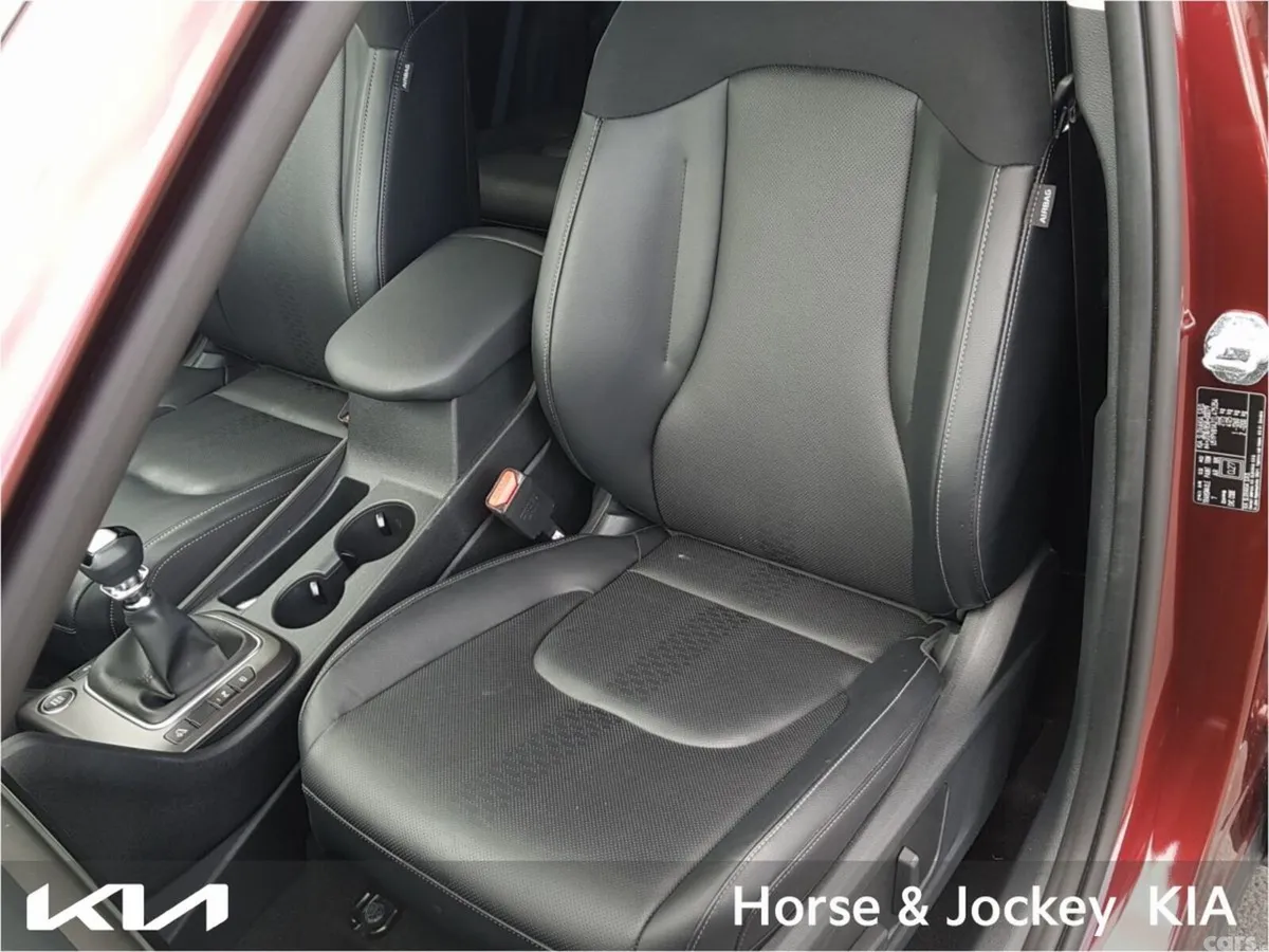 Kia Sportage SUV, Diesel Hybrid, 2026, Red
