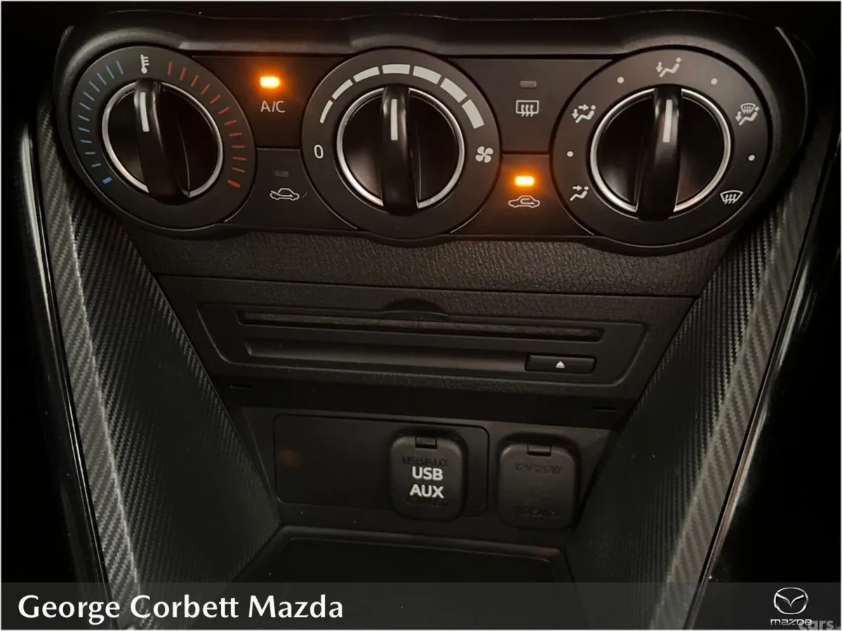 Mazda Mazda2 Hatchback, Petrol, 2021, Blue