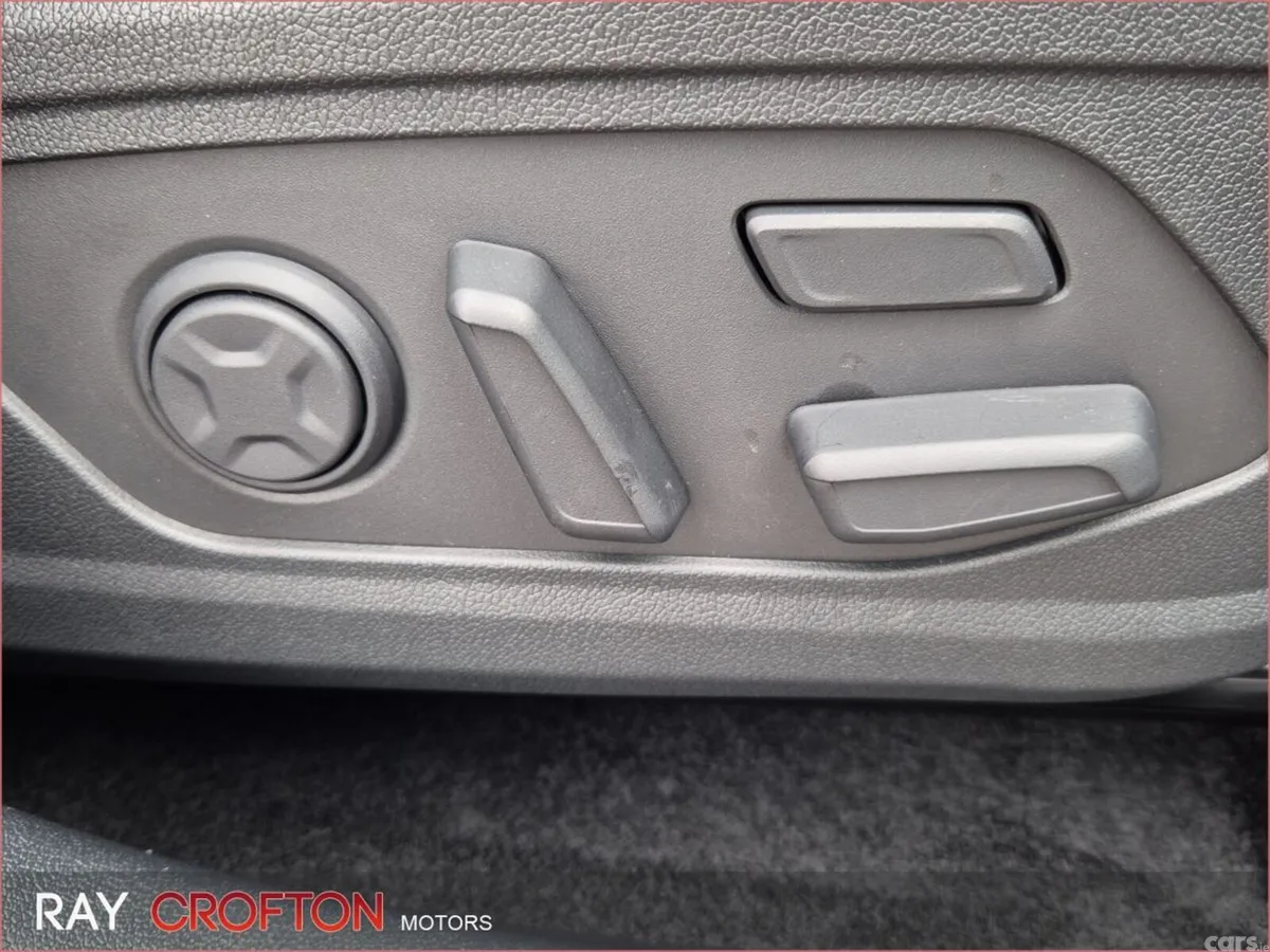 Kia Sorento SUV, Petrol Plug-in Hybrid, 2026, Grey