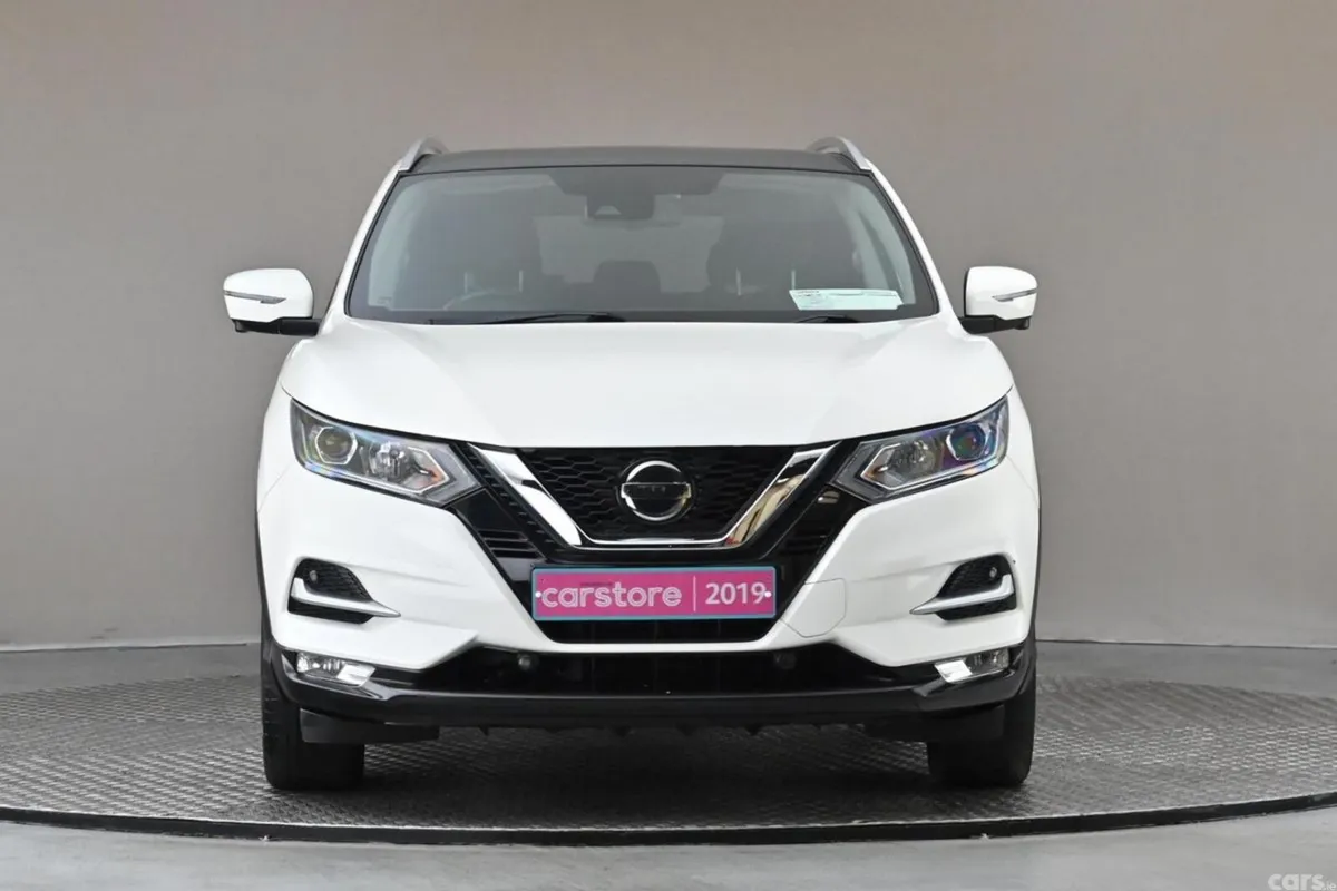Nissan Qashqai SUV, Petrol, 2019, White