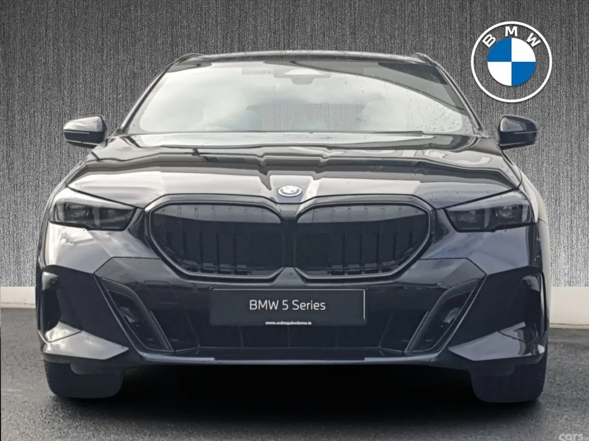BMW 5-Series Estate, Petrol Plug-in Hybrid, 2026, Black