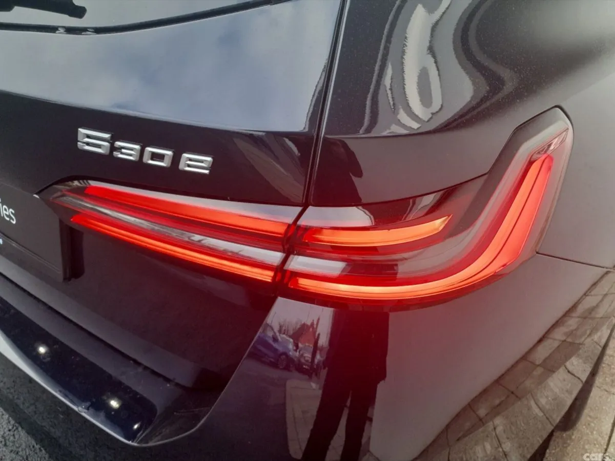 BMW 5-Series Estate, Petrol Plug-in Hybrid, 2026, Black