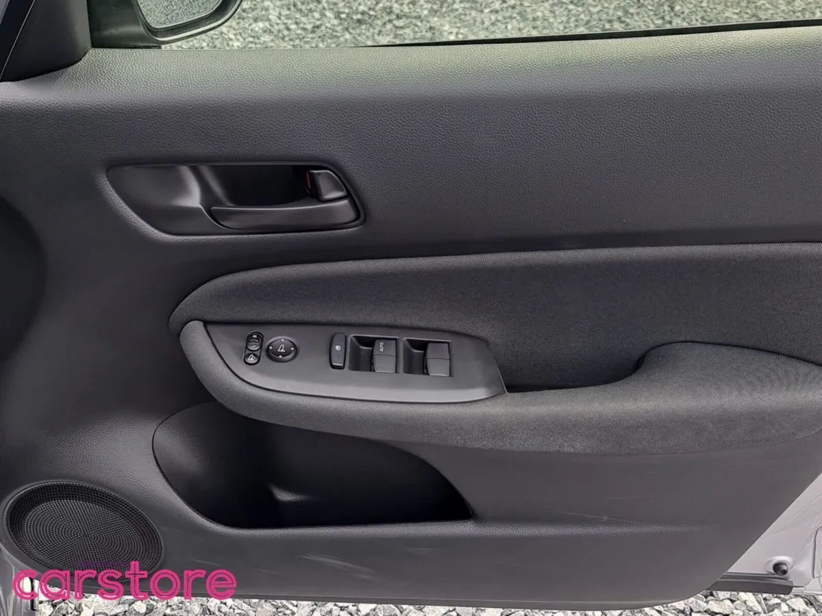 Honda Fit Hatchback, Petrol Hybrid, 2023, Silver