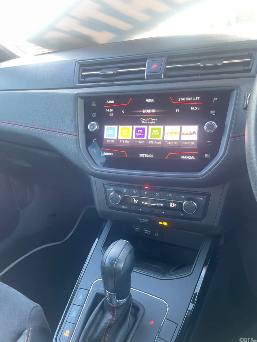 SEAT Arona SUV, Petrol, 2018, Black