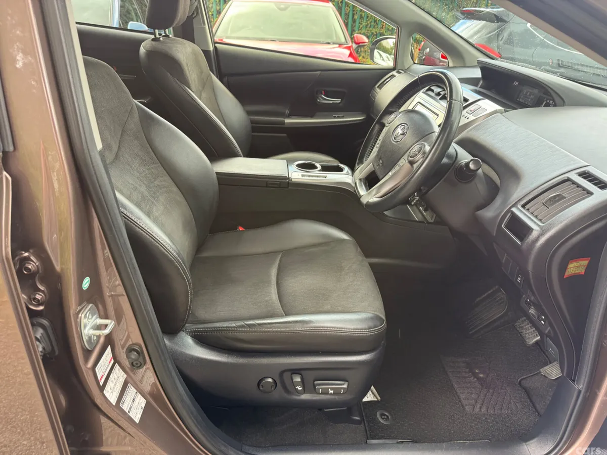 Toyota Prius Estate, Petrol Hybrid, 2015, Brown