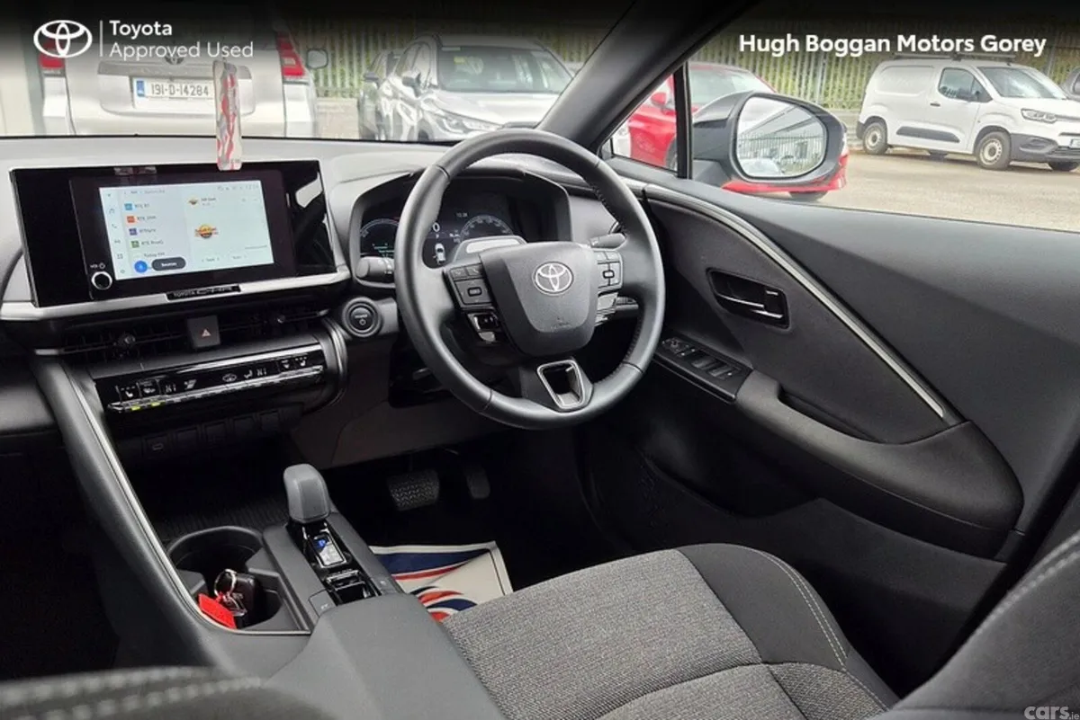 Toyota C-HR SUV, Petrol Hybrid, 2026, Grey