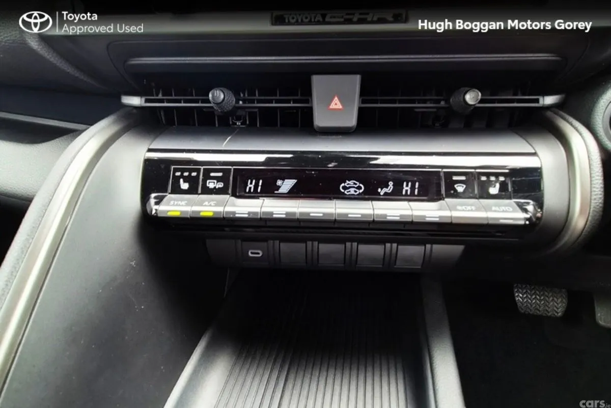 Toyota C-HR SUV, Petrol Hybrid, 2026, Grey