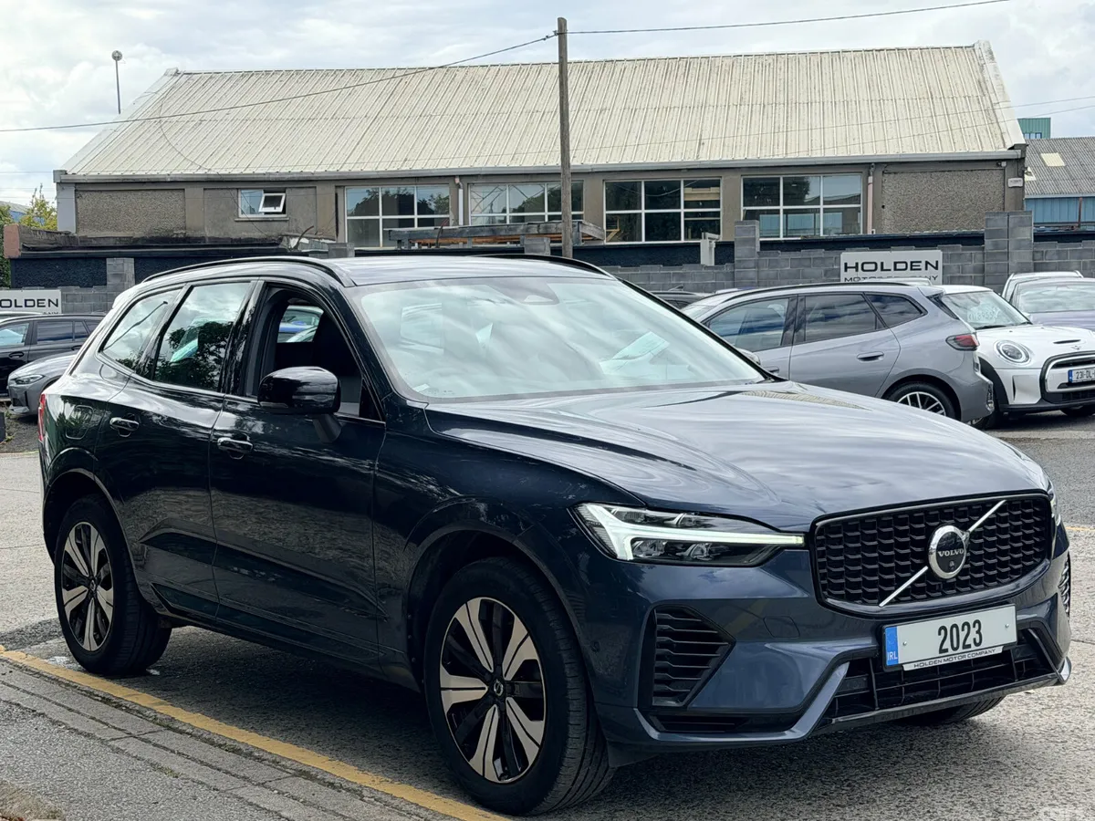 Volvo XC60 SUV, Petrol Hybrid, 2023, Blue
