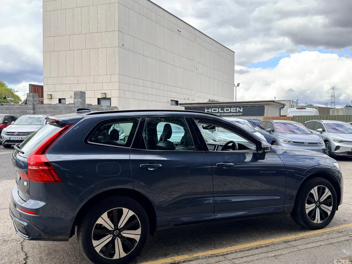 Volvo XC60 SUV, Petrol Hybrid, 2023, Blue