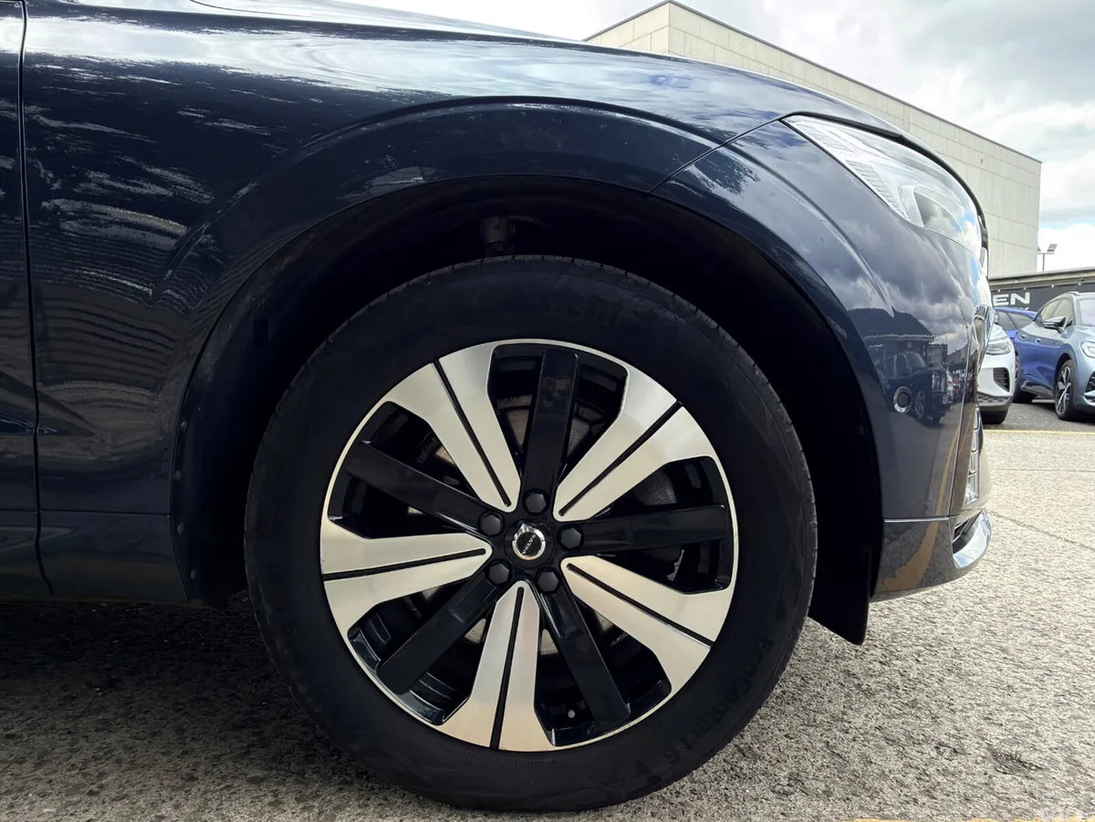 Volvo XC60 SUV, Petrol Hybrid, 2023, Blue