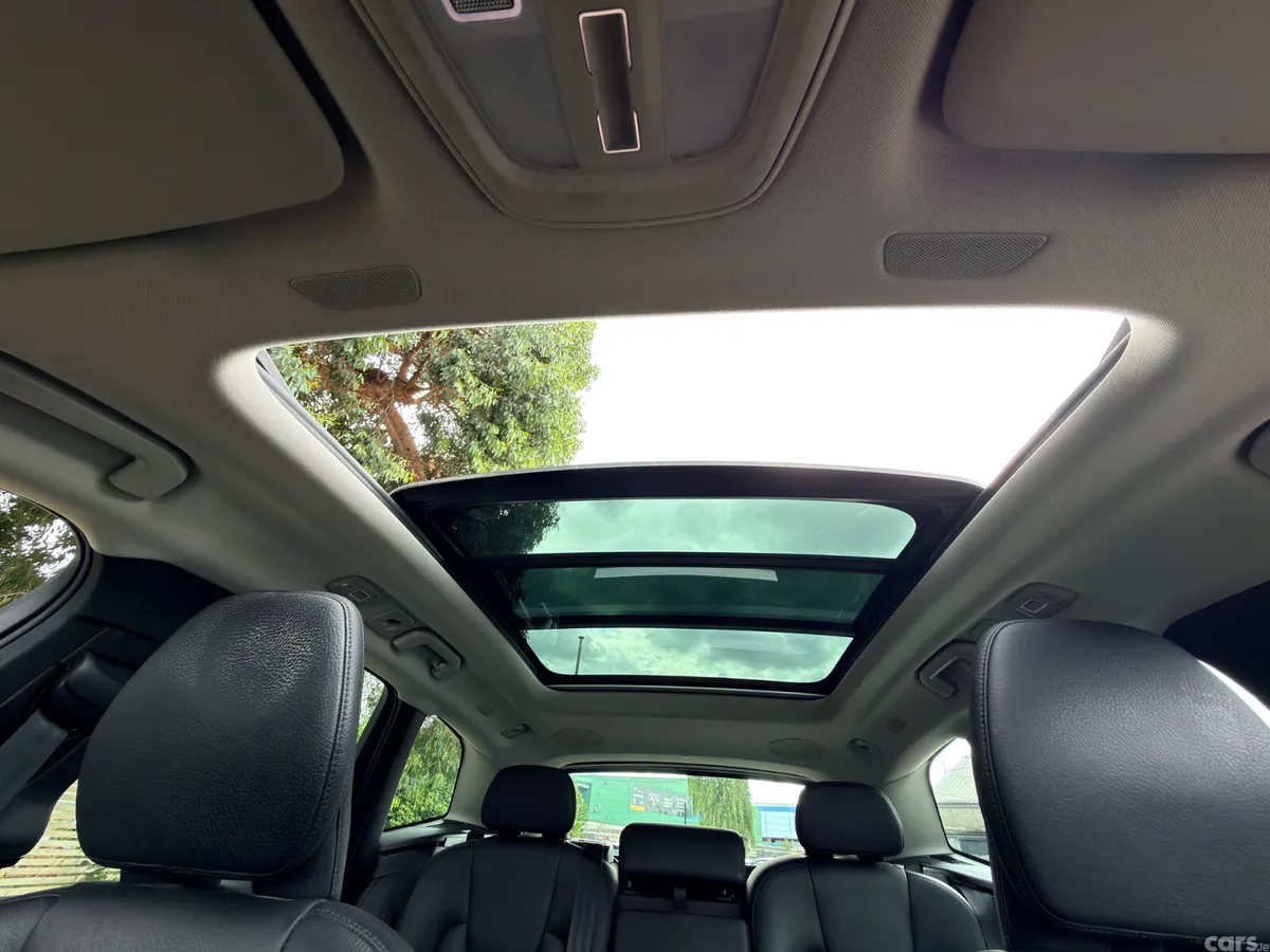Volvo XC60 SUV, Petrol Hybrid, 2023, Blue