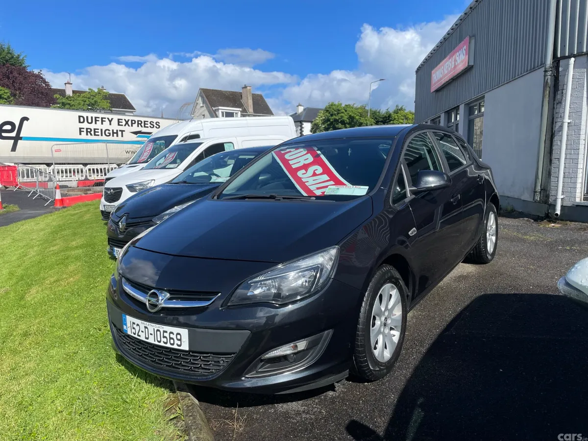 Opel Astra Hatchback, Diesel, 2015, Black