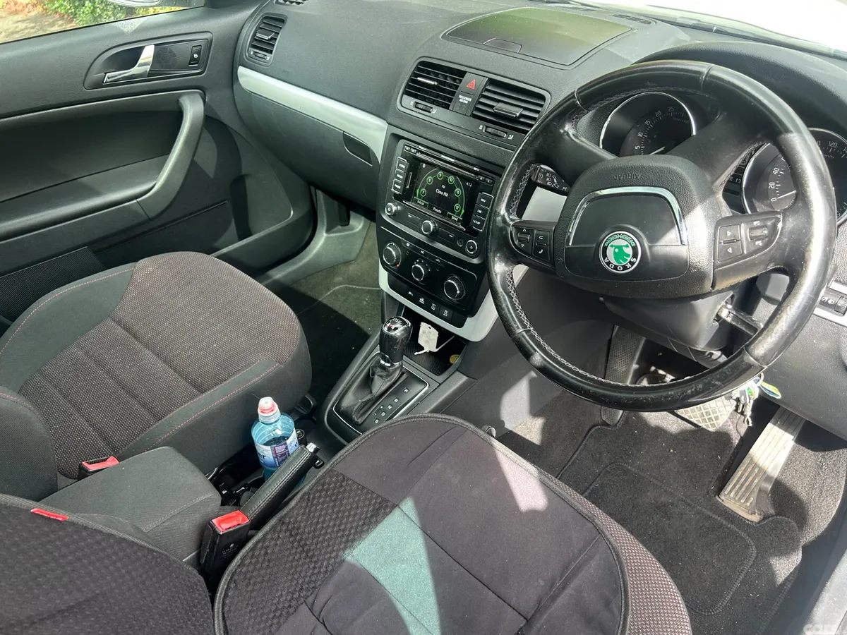 Skoda Yeti SUV, Diesel, 2013, White