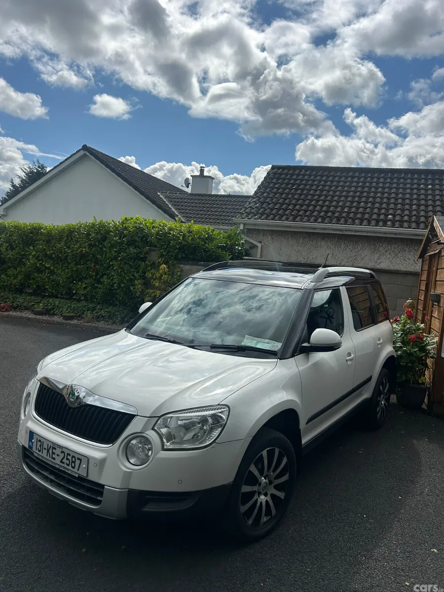 Skoda Yeti SUV, Diesel, 2013, White