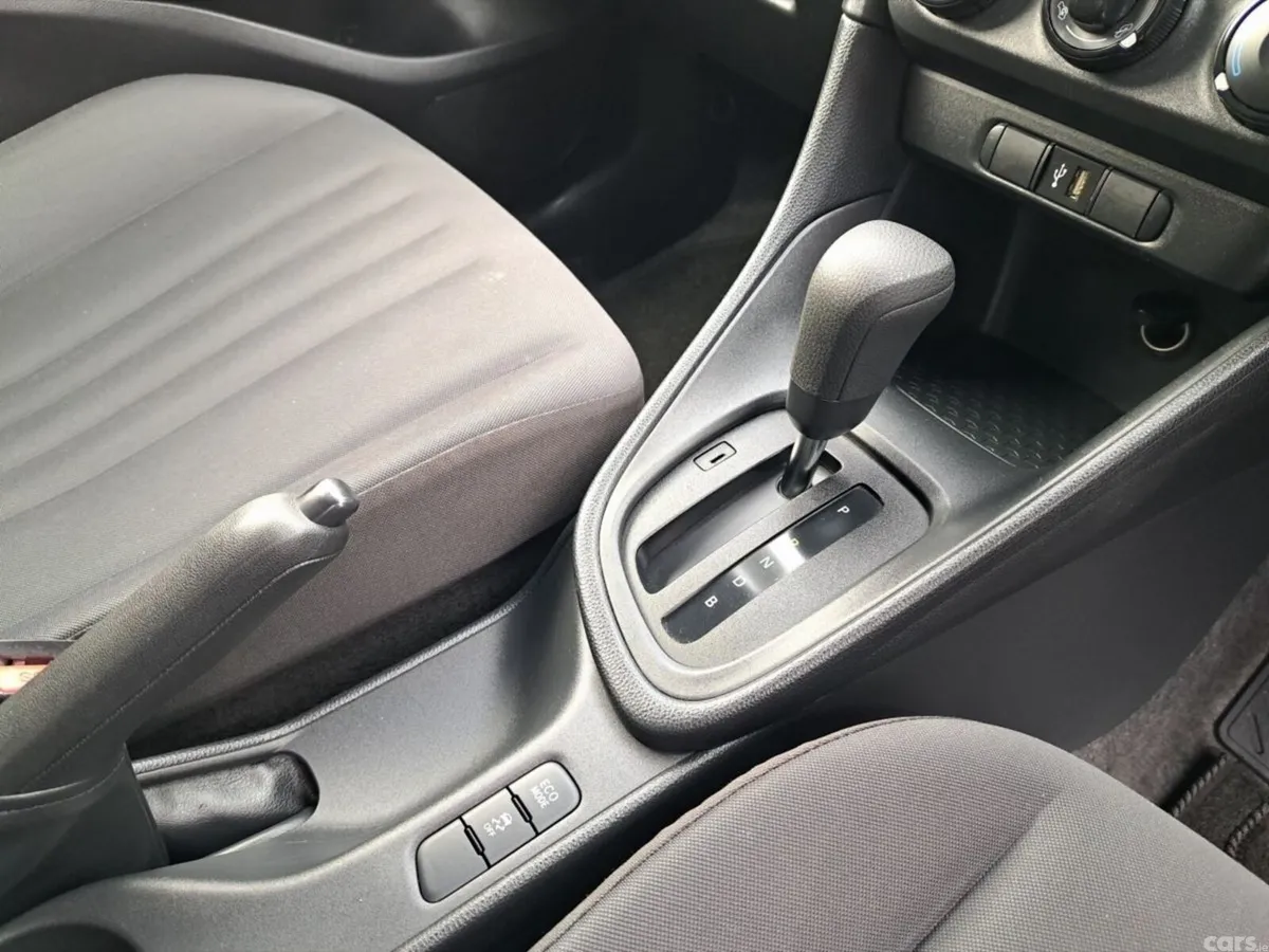 Toyota Yaris Hatchback, Petrol, 2023, Beige