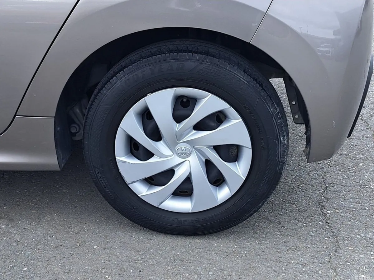 Toyota Yaris Hatchback, Petrol, 2023, Beige