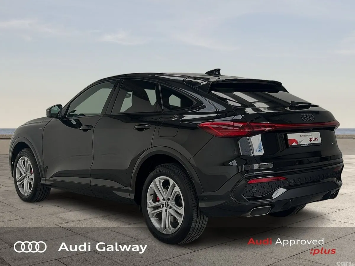 Audi Q5 SUV, Petrol Plug-in Hybrid, 2026, Black