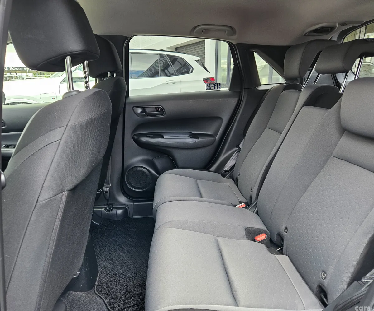 Honda Fit Hatchback, Petrol Hybrid, 2023, Silver
