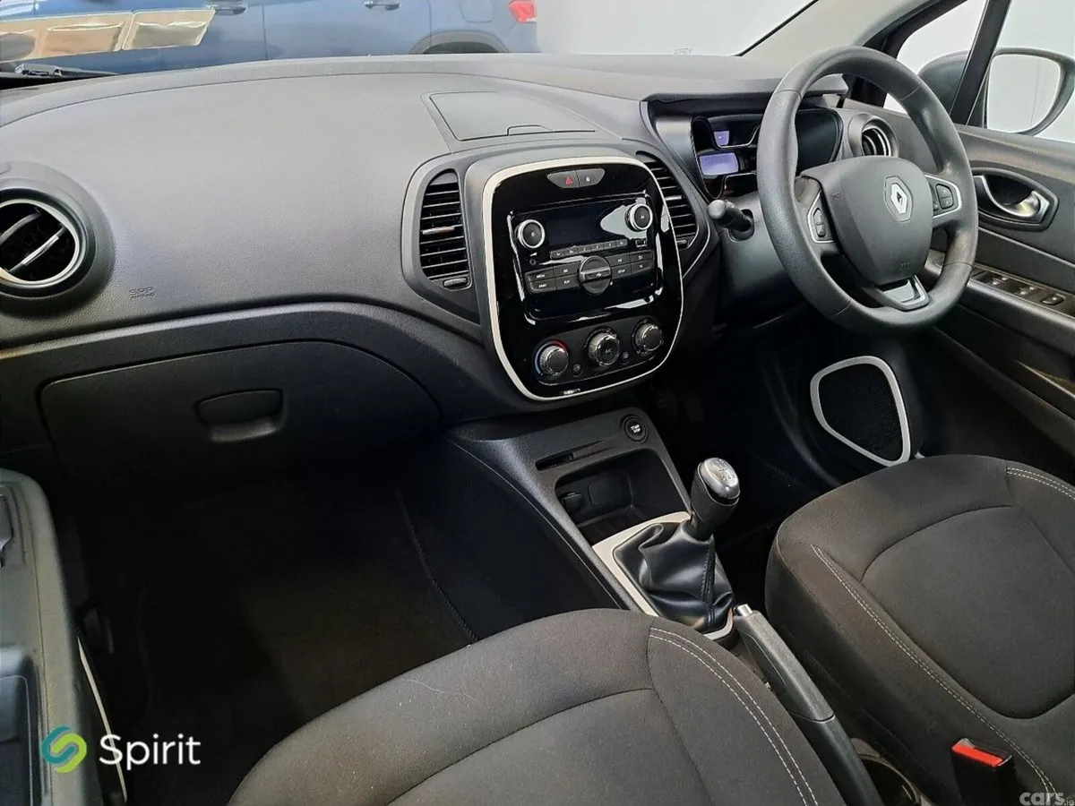 Renault Captur Hatchback, Petrol, 2018, Black