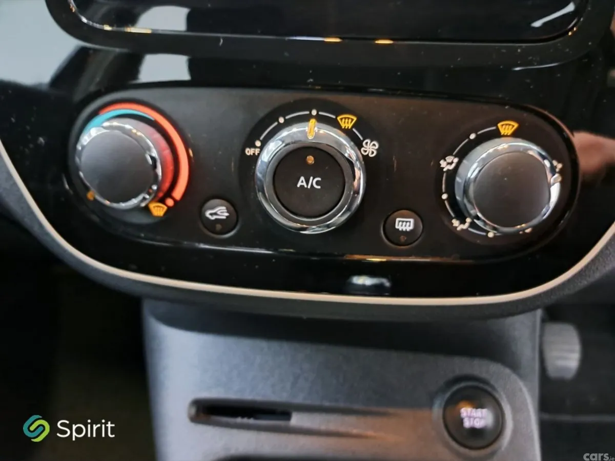 Renault Captur Hatchback, Petrol, 2018, Black