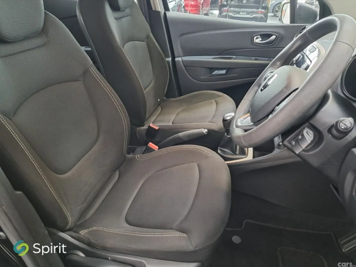 Renault Captur Hatchback, Petrol, 2018, Black