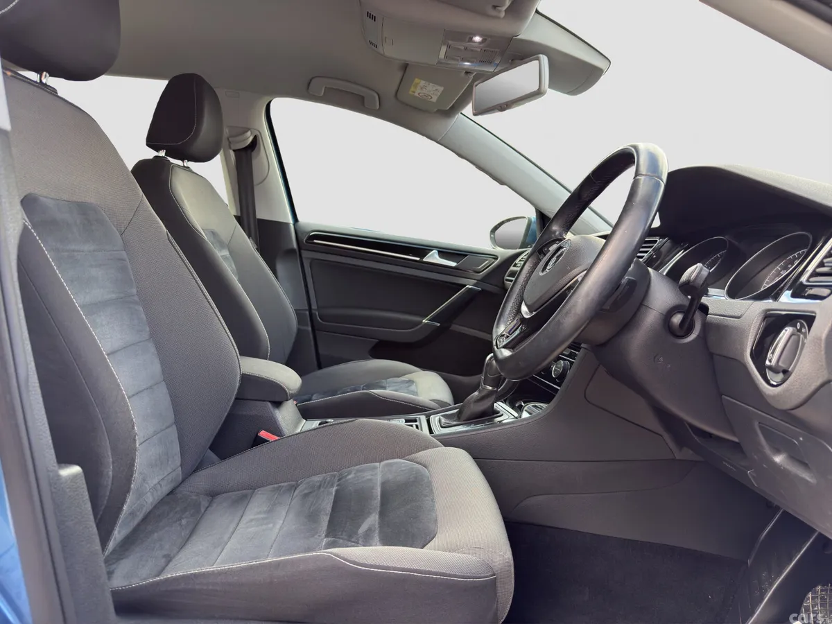 Volkswagen Golf Hatchback, Petrol, 2016, Blue