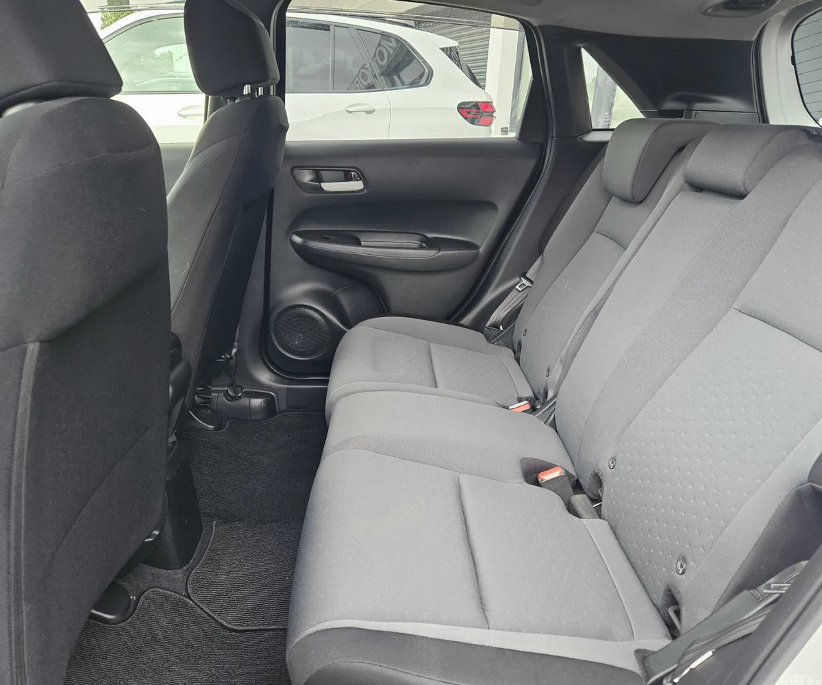 Honda Fit Hatchback, Petrol Hybrid, 2021, White