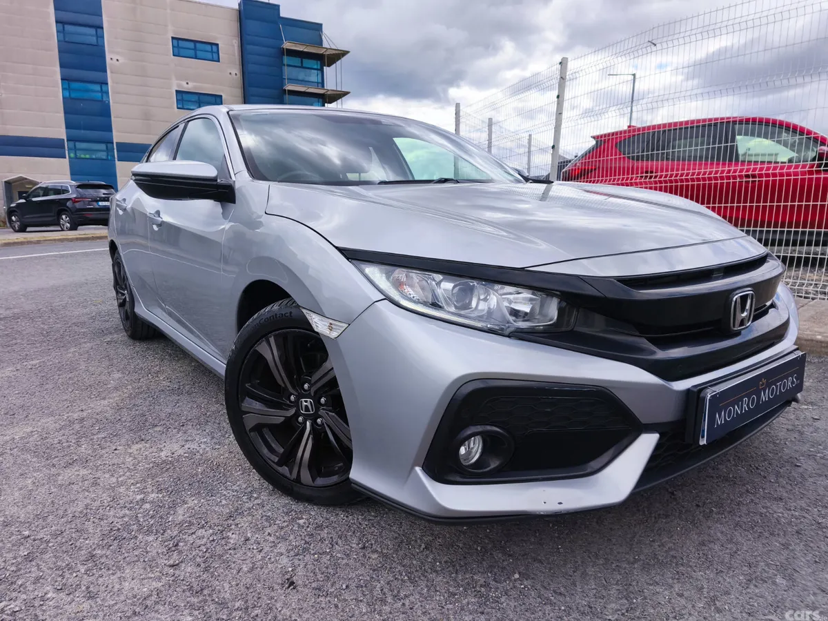 Honda Civic Hatchback, Diesel, 2021, Grey