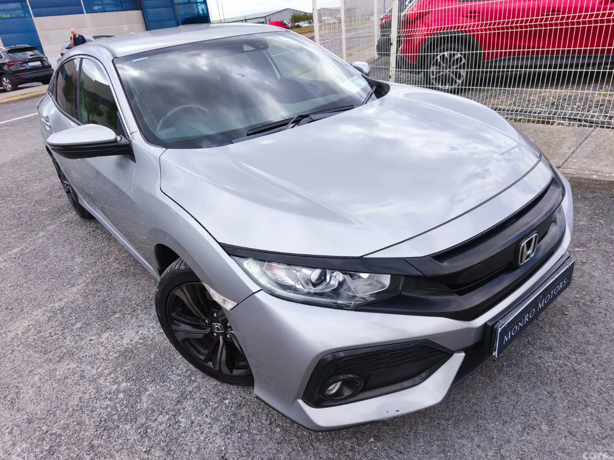 Honda Civic Hatchback, Diesel, 2021, Grey