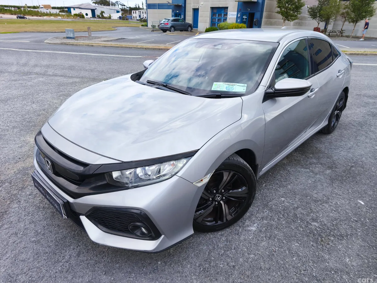 Honda Civic Hatchback, Diesel, 2021, Grey