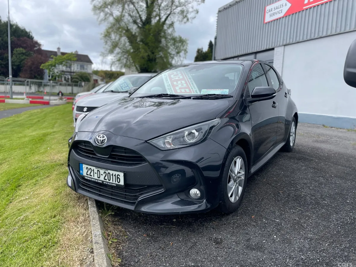 Toyota Yaris Hatchback, Petrol, 2022, Black