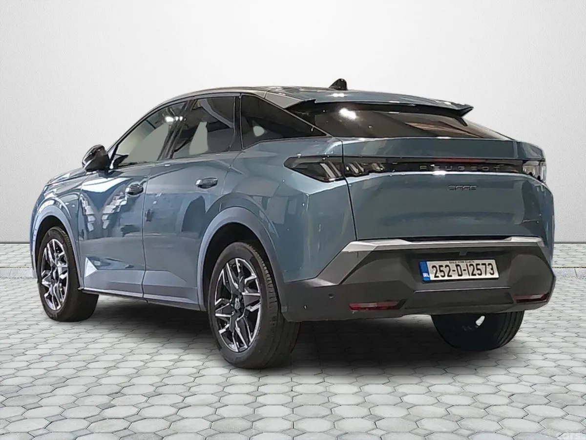Peugeot 3008 SUV, Petrol Hybrid, 2025, Blue
