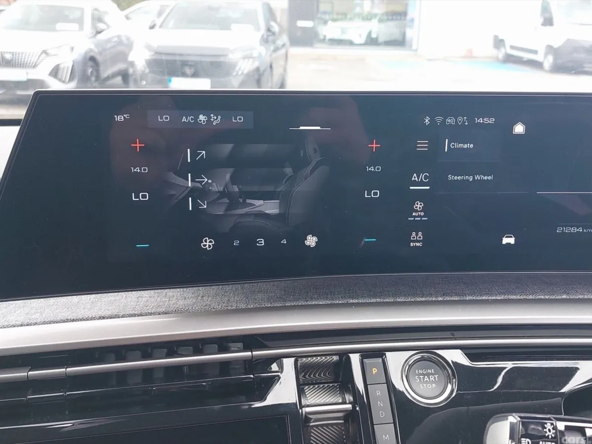 Peugeot 3008 SUV, Petrol Hybrid, 2025, Blue