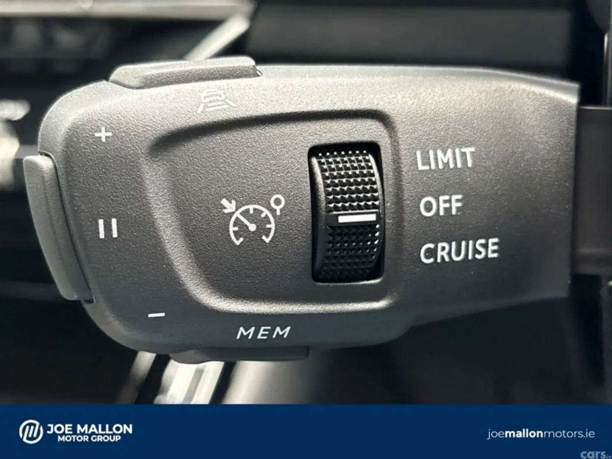 Peugeot 2008 MPV, Petrol, 2026, Black