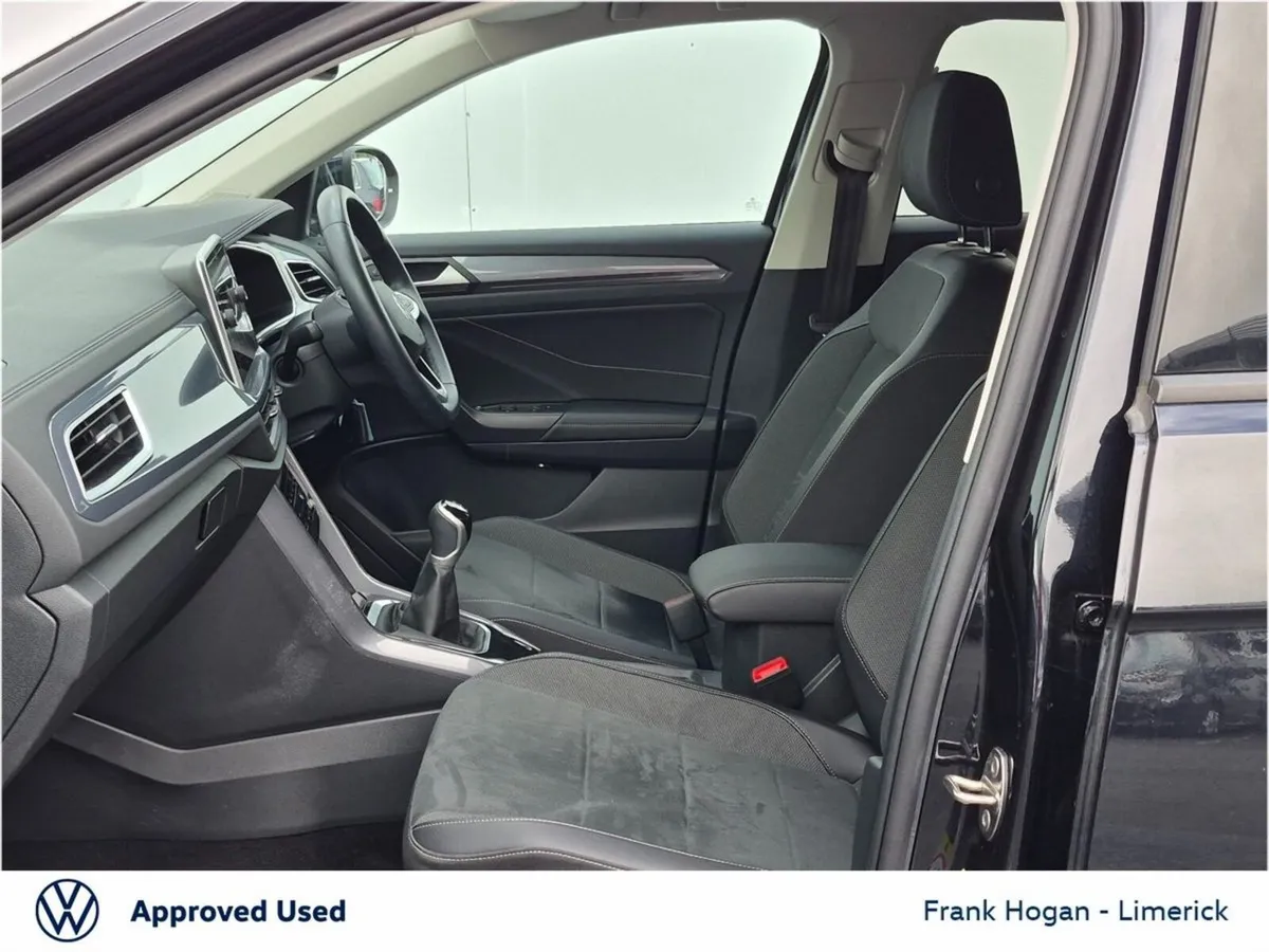 Volkswagen T-Roc SUV, Petrol, 2023, Black