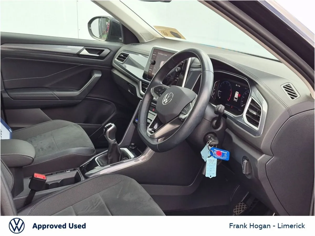 Volkswagen T-Roc SUV, Petrol, 2023, Black