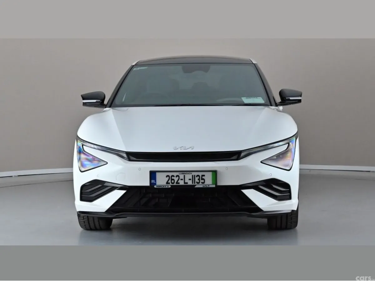 Kia EV6 MPV, Electric, 2026, White