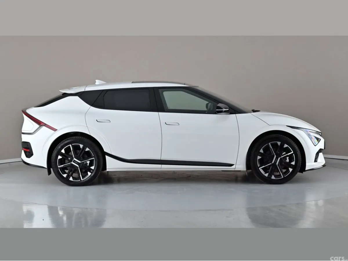 Kia EV6 MPV, Electric, 2026, White