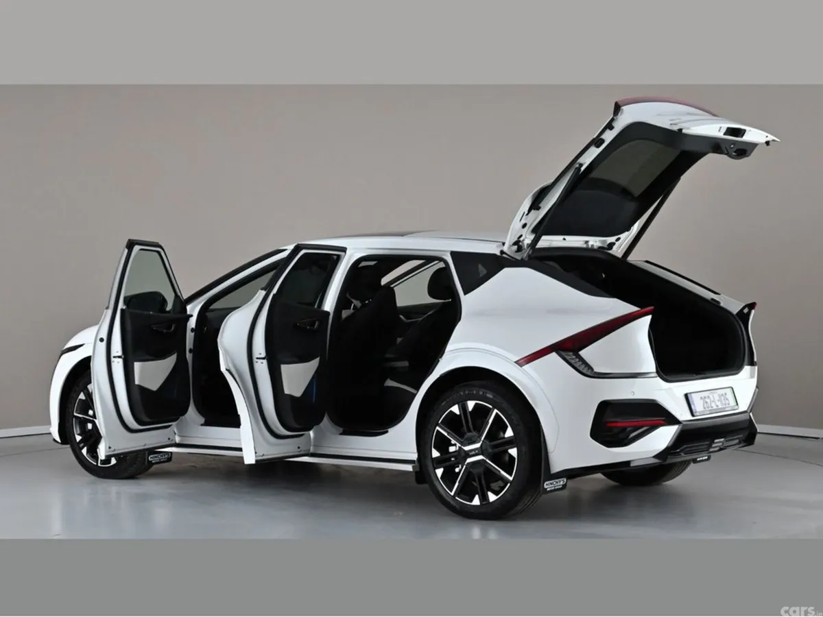 Kia EV6 MPV, Electric, 2026, White